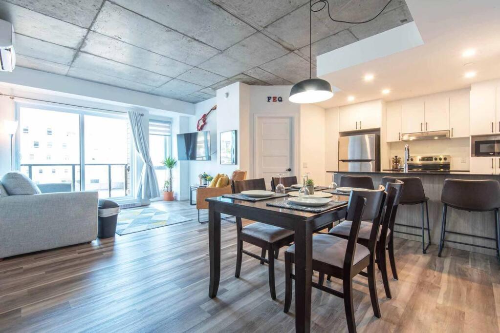 Apartamento Le coeur du Festival d'été de Québec Exterior foto